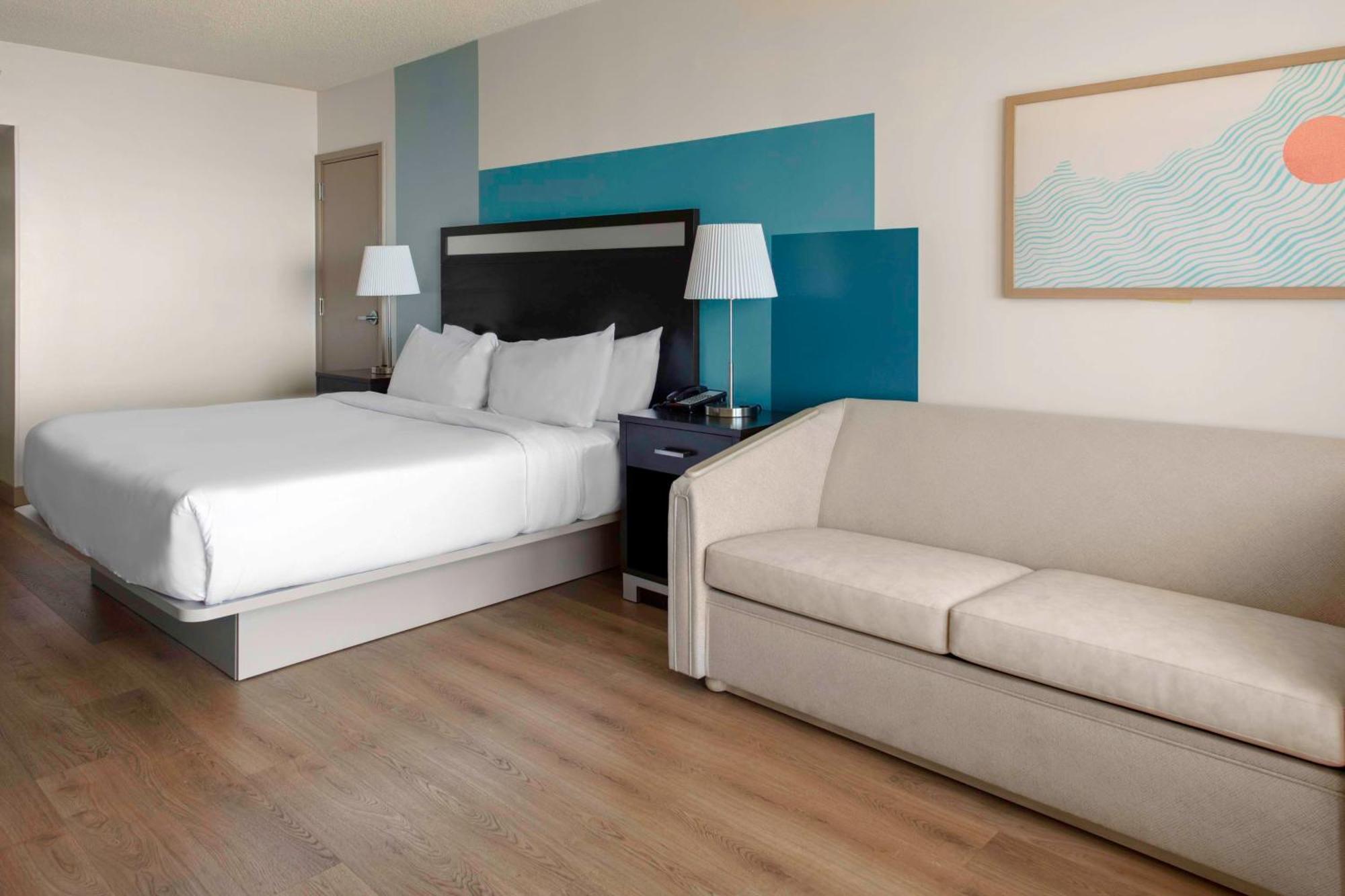 Doubletree By Hilton Myrtle Oceanfront Resort