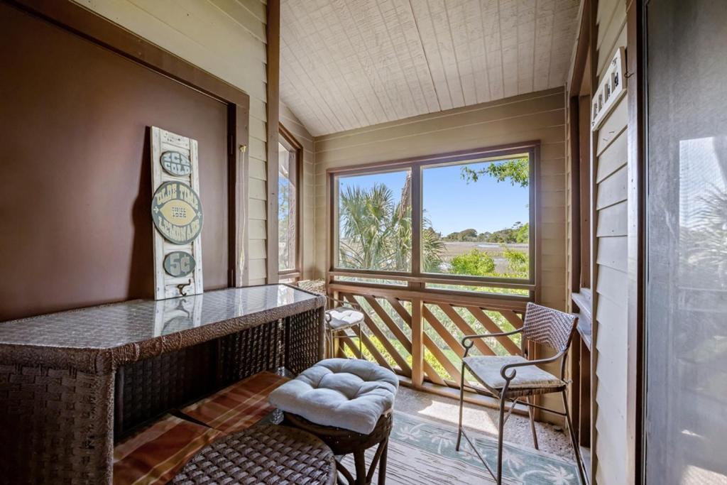 Heron Pointe F20