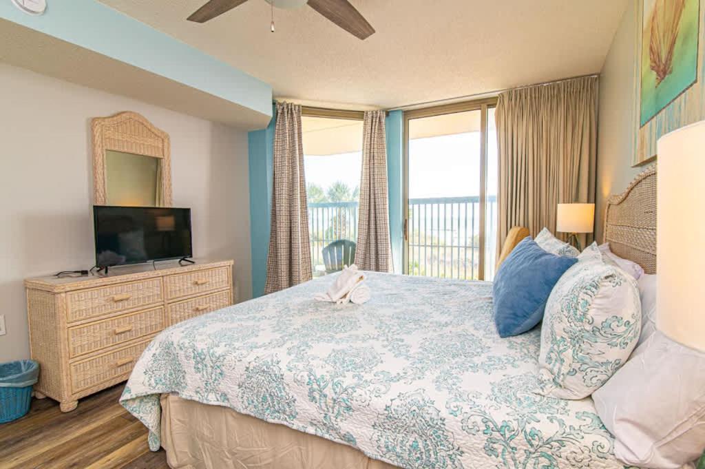 The Jewel New Oceanfront Luxury W Huge Balcony Holiday home