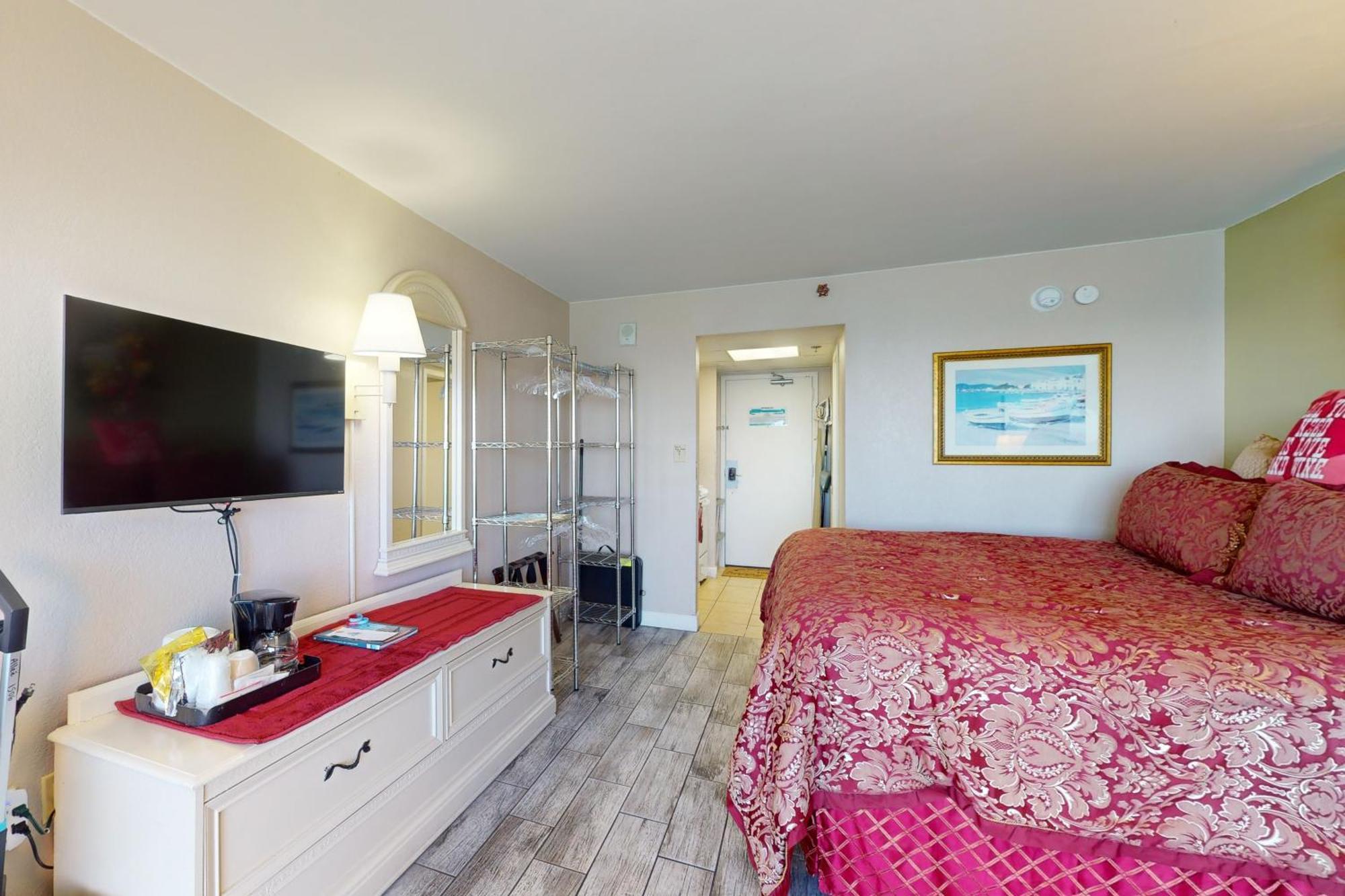 Hotel Sandcastle South 1506 *