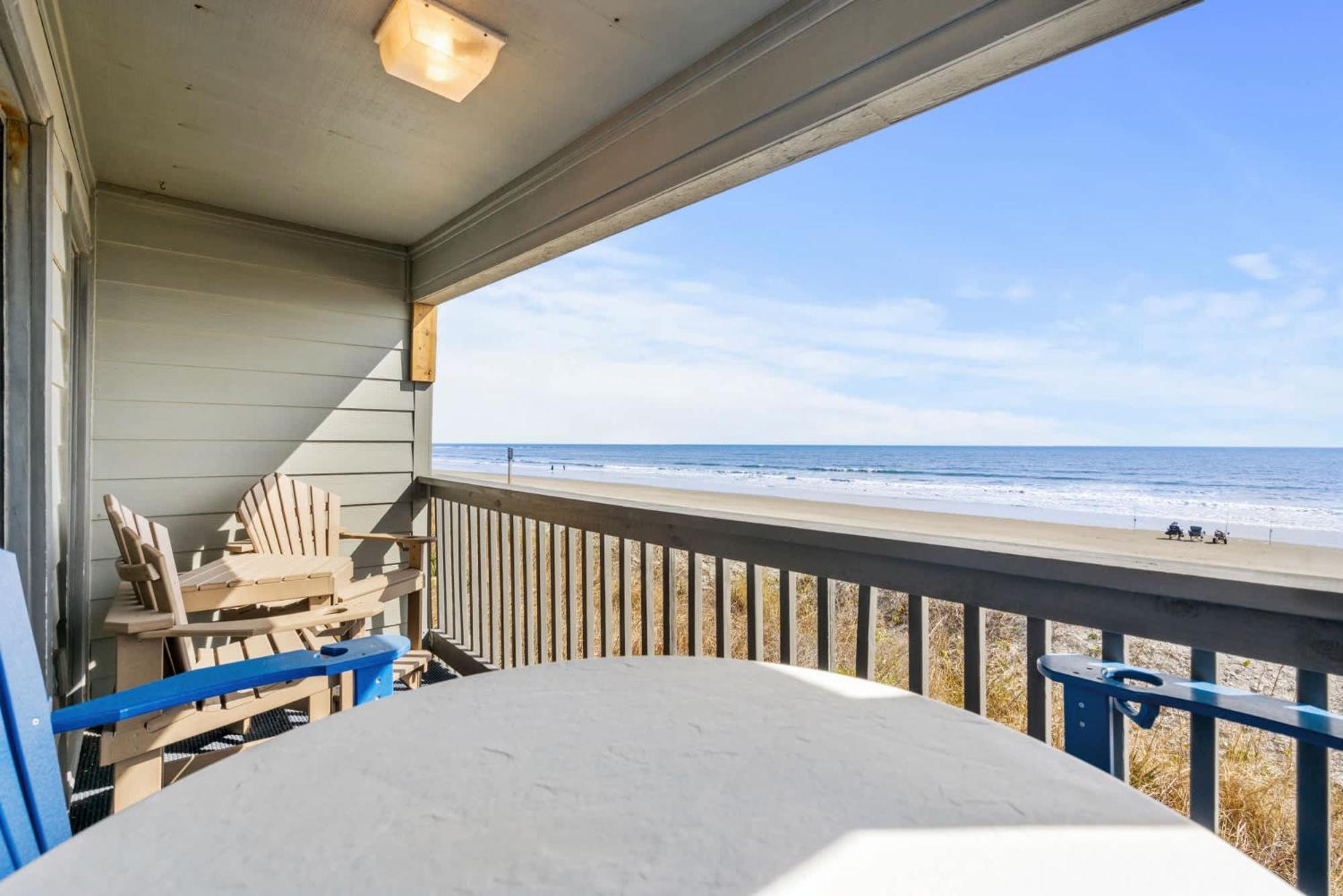 Sea 118 - Oceanfront Holiday home *