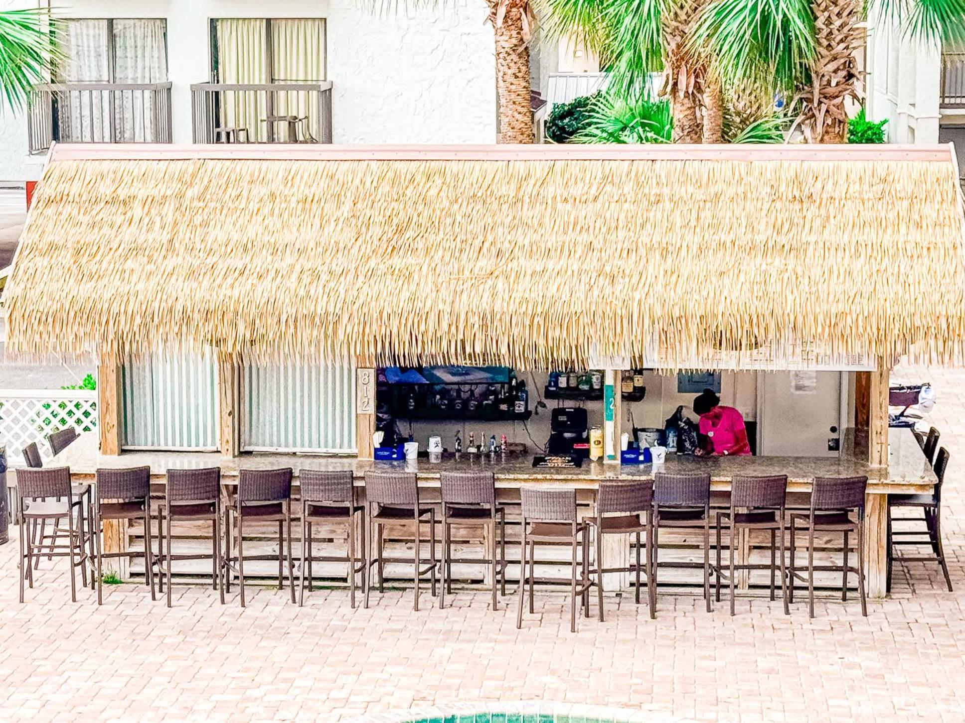 Tropical At Oceanfront W Lazy River *