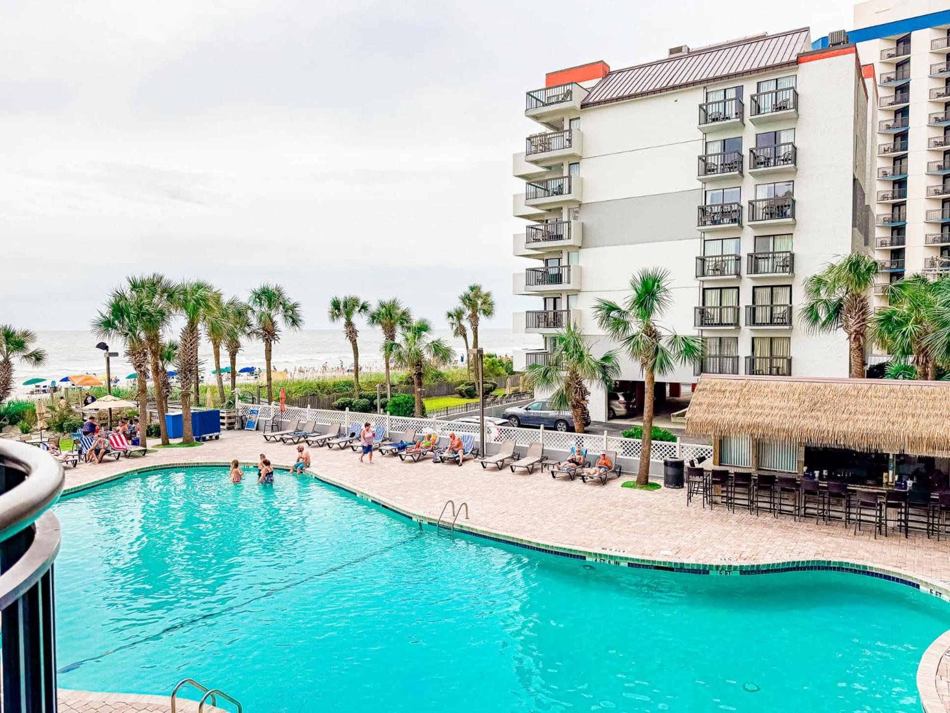 Tropical At Oceanfront W Lazy River *
