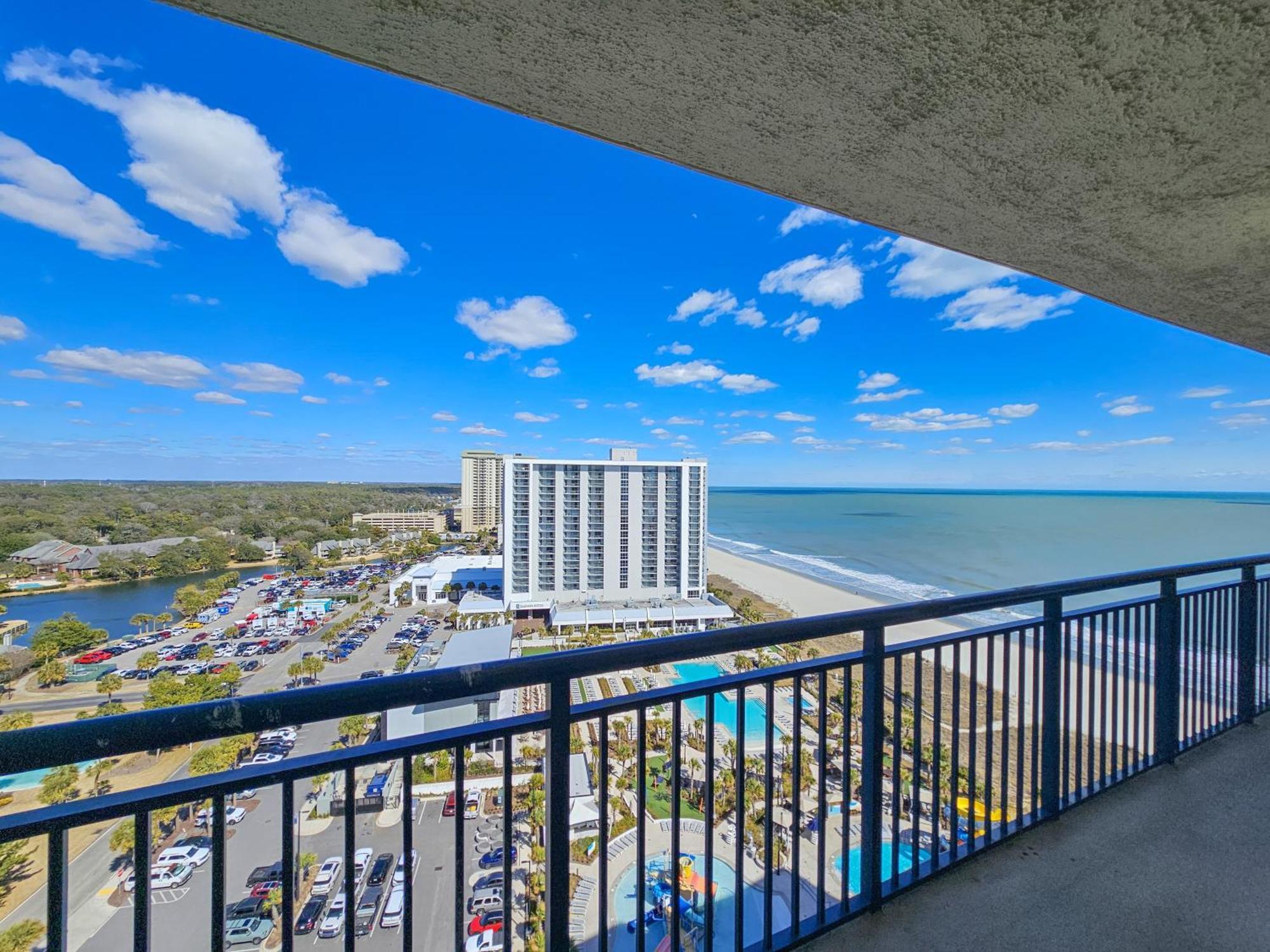 1707 Brighton, Impressively Remodeled, 3 Bedroom Ocean View Apartment Myrtle Beach