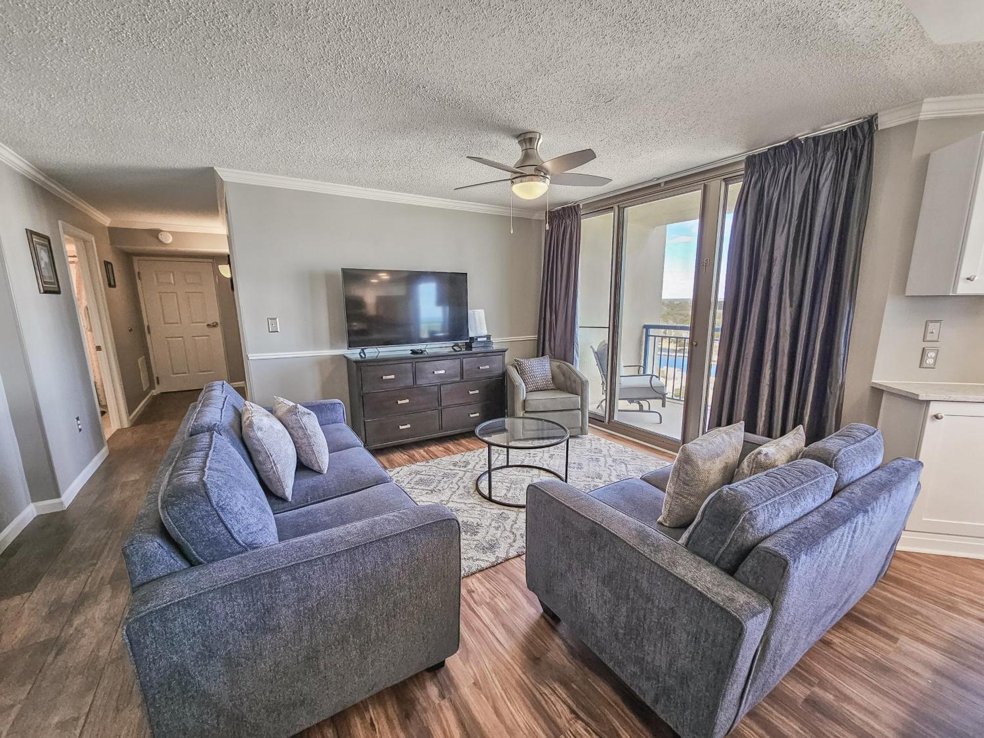 1707 Brighton, Impressively Remodeled, 3 Bedroom Ocean View Apartment Myrtle Beach