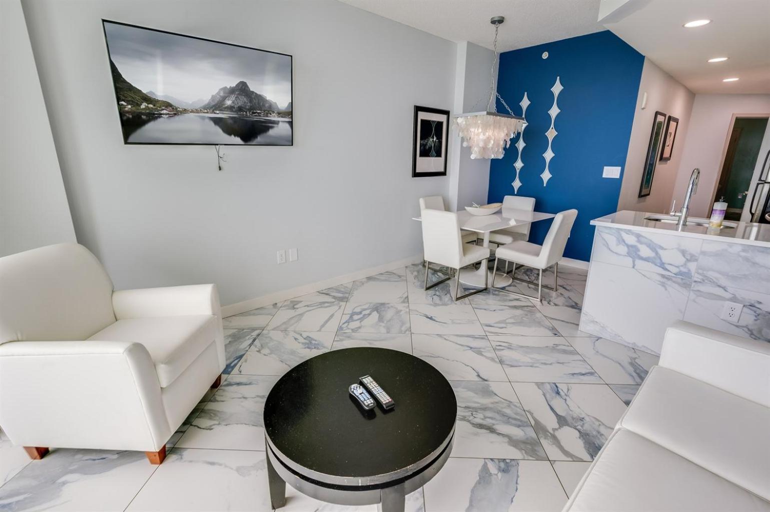Access! 2-br W Balcony & Shared Pools