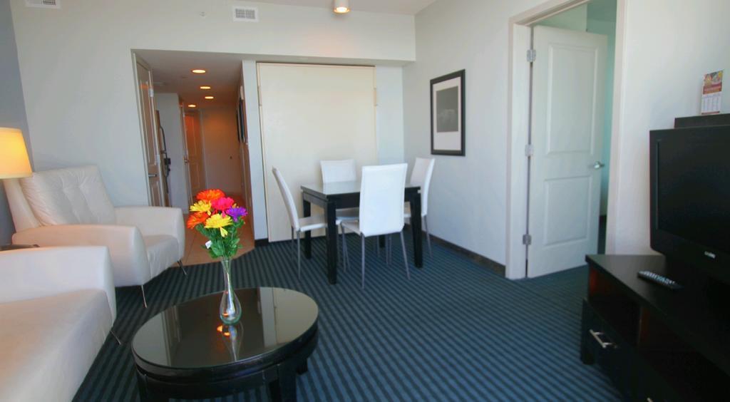 Oceans One Aparthotel