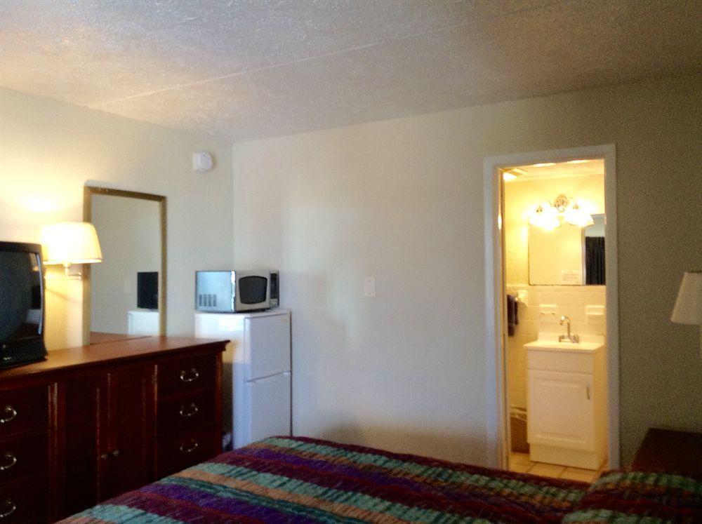 Rainbow Court Annex 2*