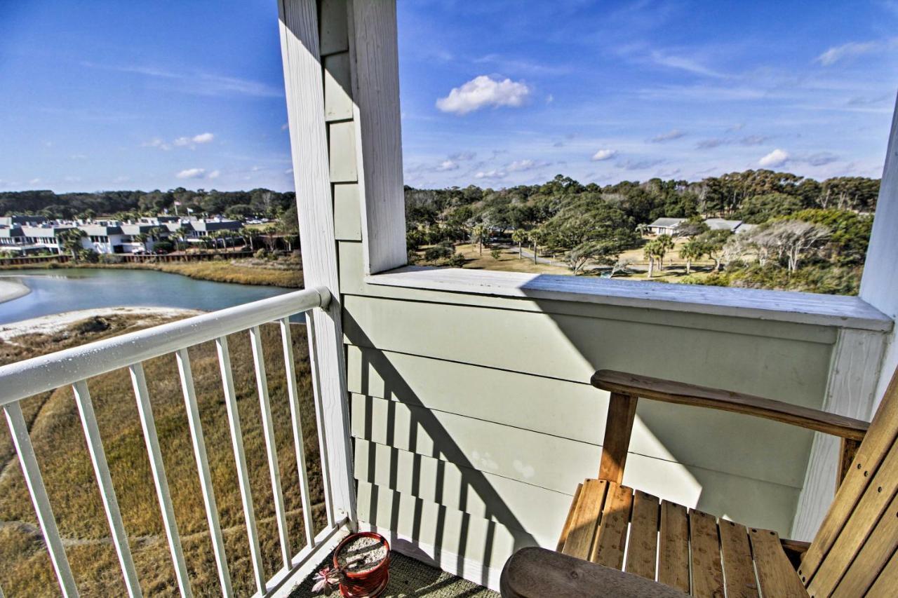 Sands Club With Ocean Views And Amenities!
