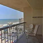 Resort Condo - 5 Miles To Myrtle Beach Boardwalk!