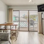 Murrells Inlet Studio Condo With Pool, Walk To Beach