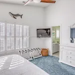 Myrtle Beach Home With Pool Access Walk To Beach!