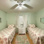The Sea Shed- Ocean Front Condo
