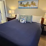 Beautiful Oceanfront Condo 806
