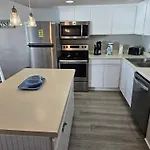 Beautiful Oceanfront Condo 806