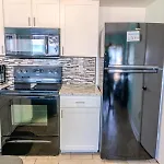 Luxurious Ocean View Queen Suite - With New Led Fireplace! Palace Resort Unit 2210