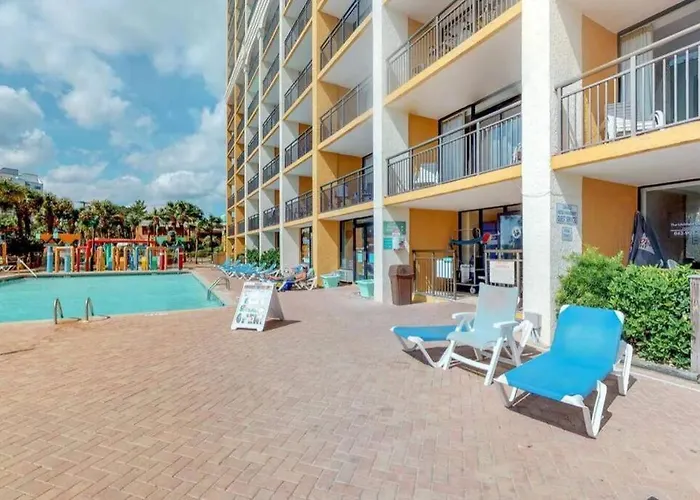 *Oceanfront Getaway* Great Pools, Lazy River, Hot Tubs+*A82
