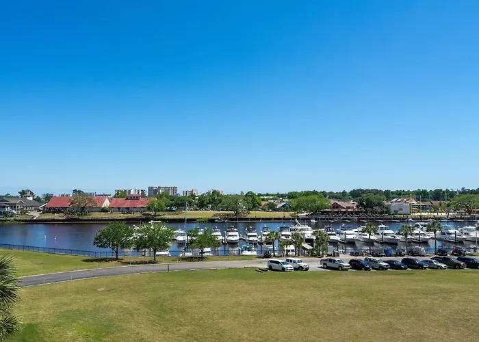 Barefoot Yacht Club Villas - 1-404