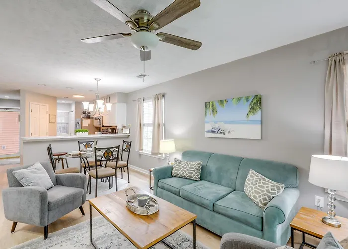 Southern Charm Condo With Pool About 4 Mi To Broadway!