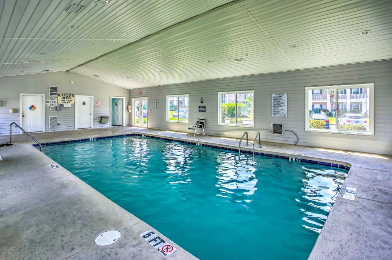 Southern Charm With Pool About 4 Mi To Broadway!