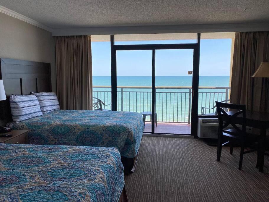 Apartment *oceanfront Getaway* Great Pools, Lazy River, Hot Tubs+*a82