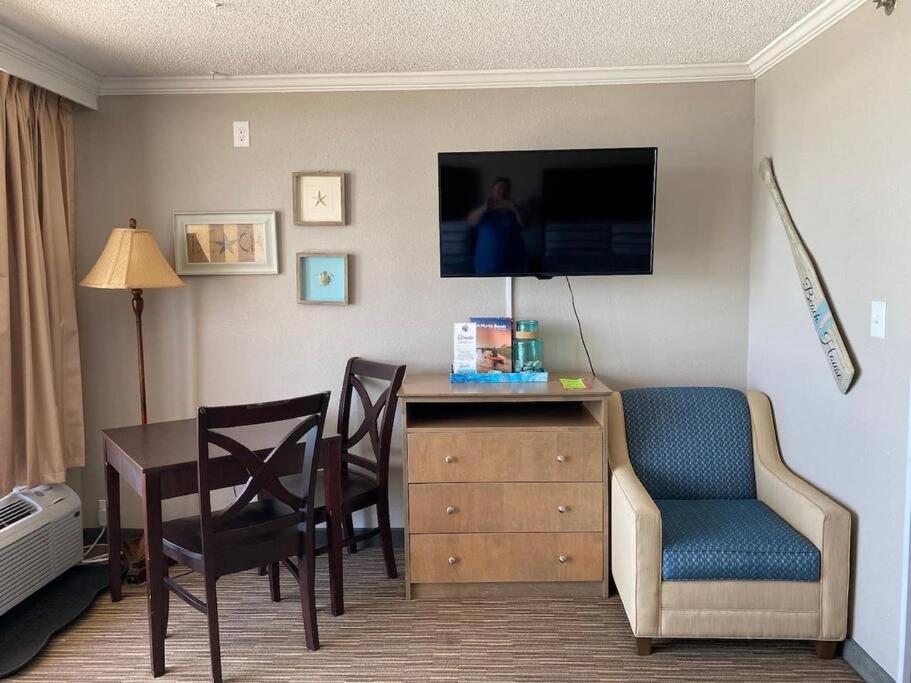 *oceanfront Getaway* Great Pools, Lazy River, Hot Tubs+*a82 *