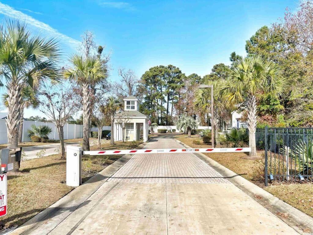 Watch The Yachts Waterway Landing Retreat W Pool Holiday home