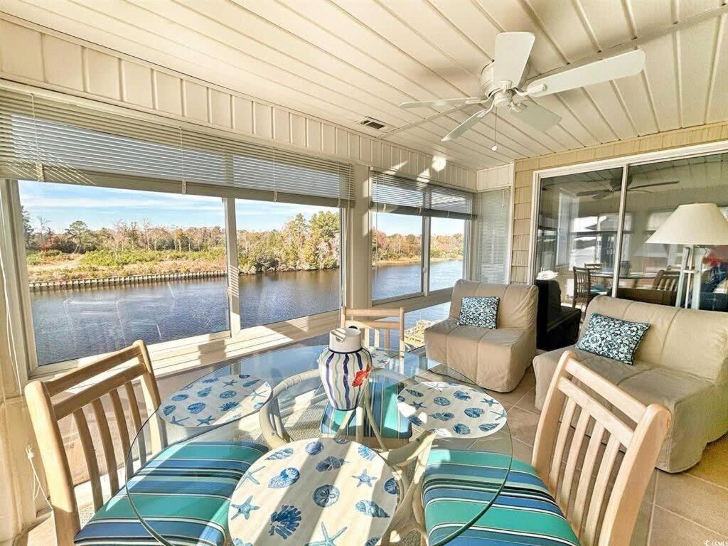 Watch The Yachts Waterway Landing Retreat W Pool Holiday home