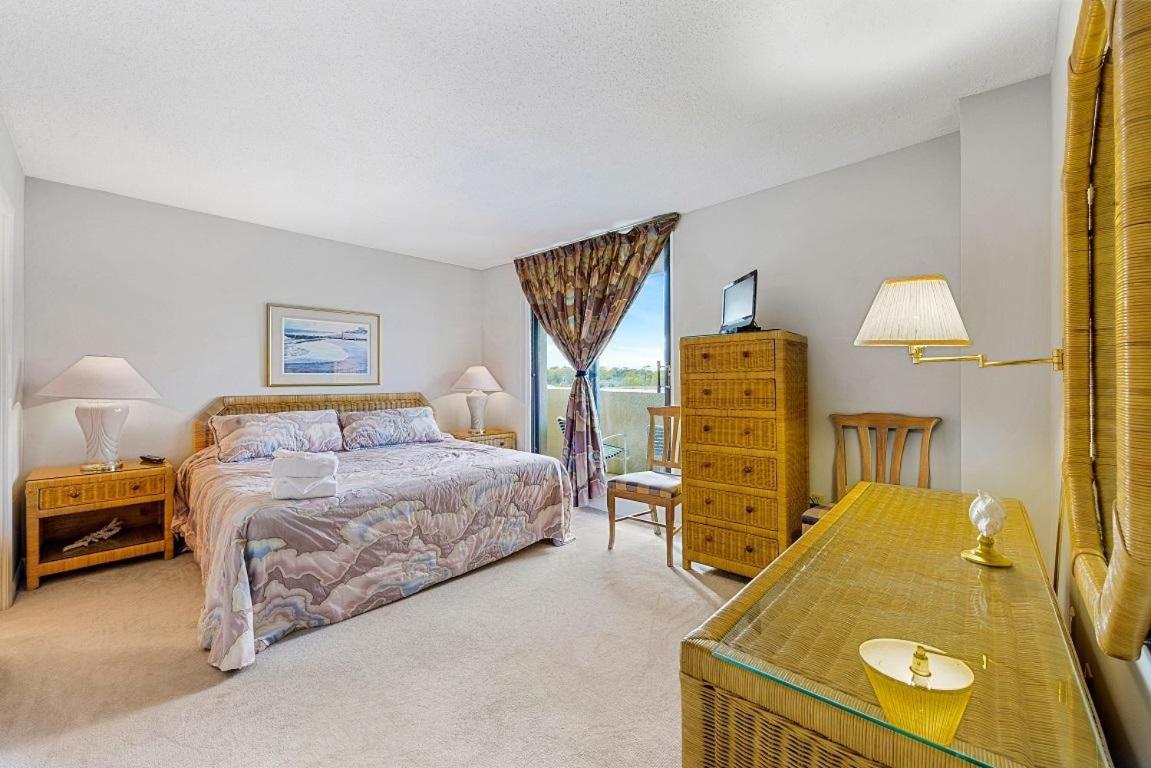 Arcadian One 04a * Myrtle Beach