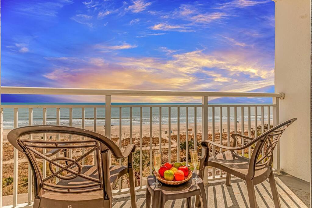 Stunning Double Unit Condo-both Newly Renovated With Spectacular Views- Atlantica 451/452 Holiday home