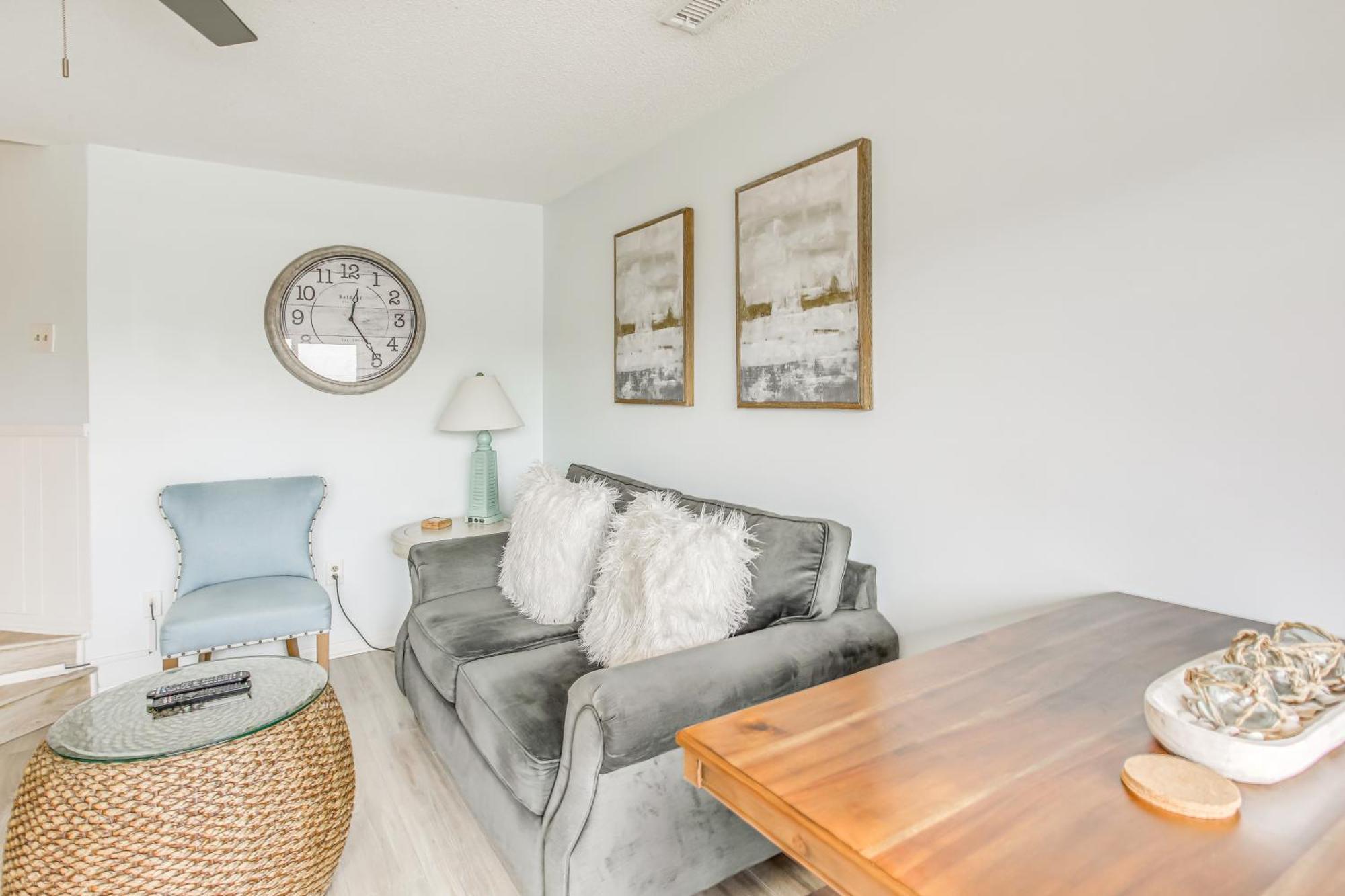 Murrells Inlet With Pool, Walk To Apartment Myrtle Beach