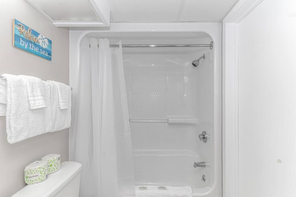 Stunning Double Unit Condo-both Newly Renovated With Spectacular Views- Atlantica 451/452 * Myrtle Beach