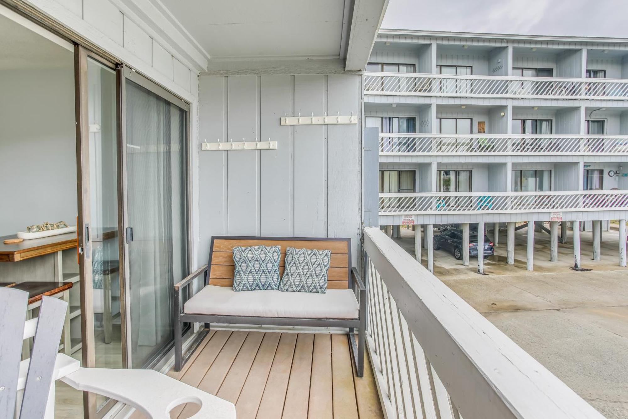 Murrells Inlet With Pool, Walk To Myrtle Beach