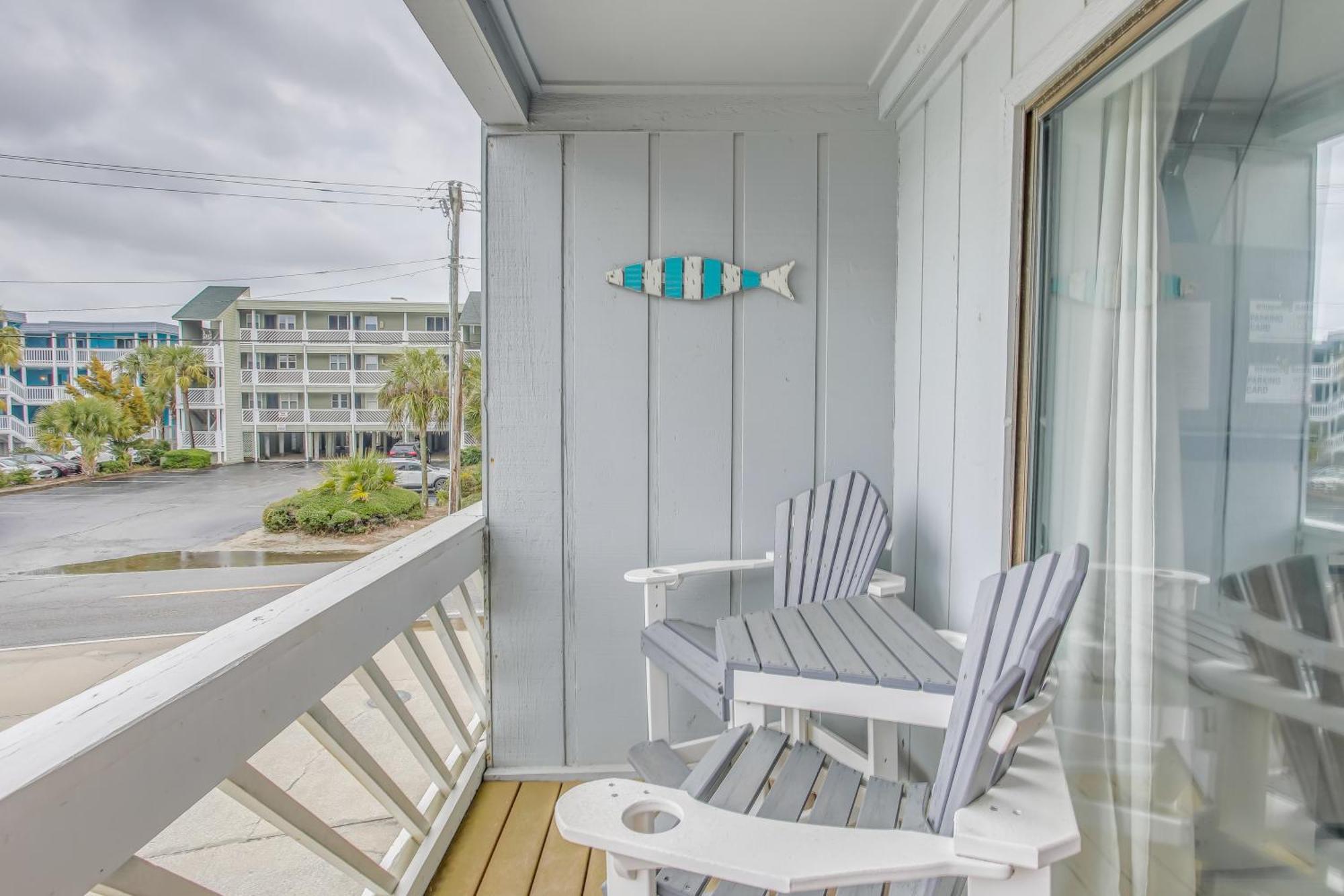 Murrells Inlet With Pool, Walk To Apartment Myrtle Beach