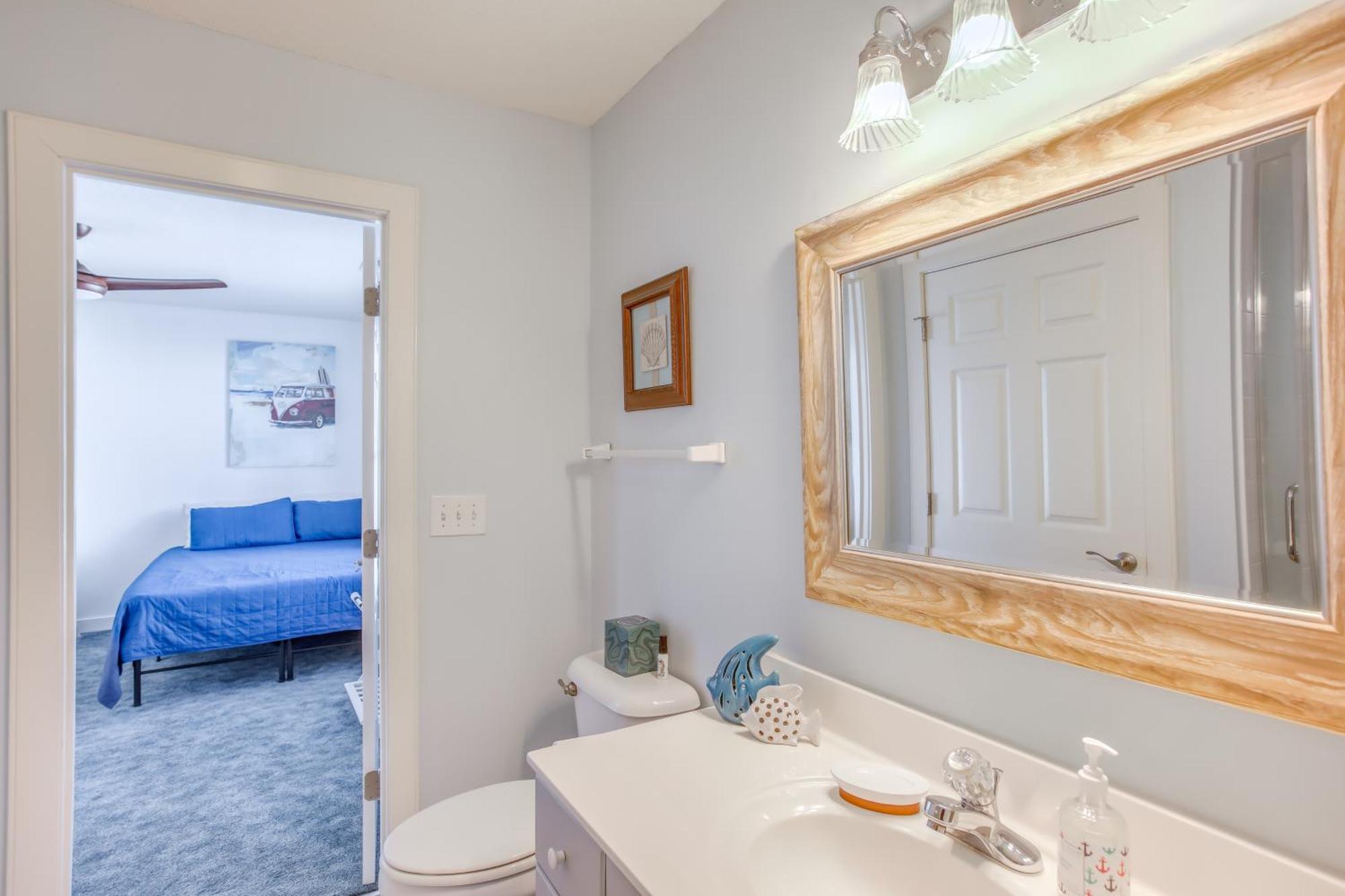 Holiday home Myrtle With Pool Access Walk To Beach! Myrtle Beach
