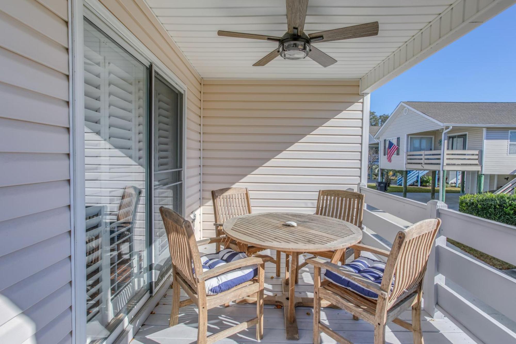 Myrtle With Pool Access Walk To Beach! Myrtle Beach