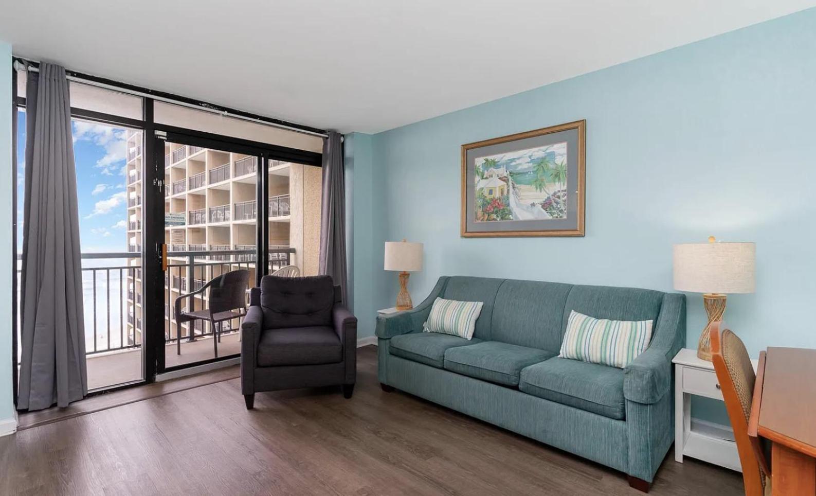 Holiday home 4800 S Ocean Blvd, 0915 - Ocean Front Sleeps 6