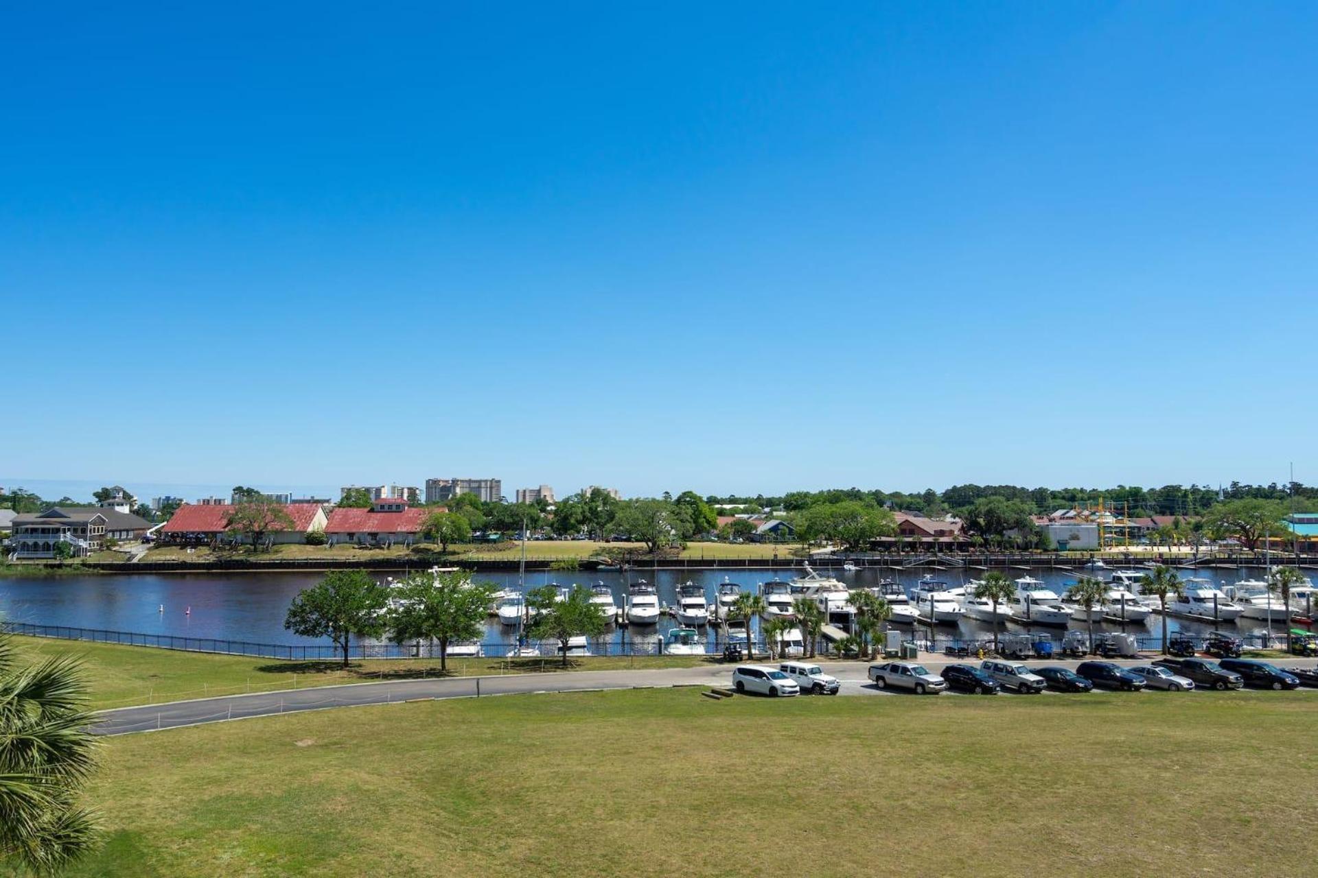Barefoot Yacht Club - 1-404 Holiday home *