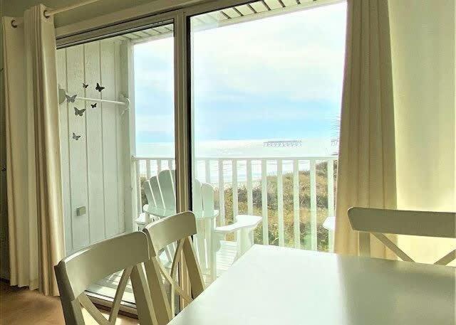 The Sea Shed- Ocean Front Holiday home Myrtle Beach