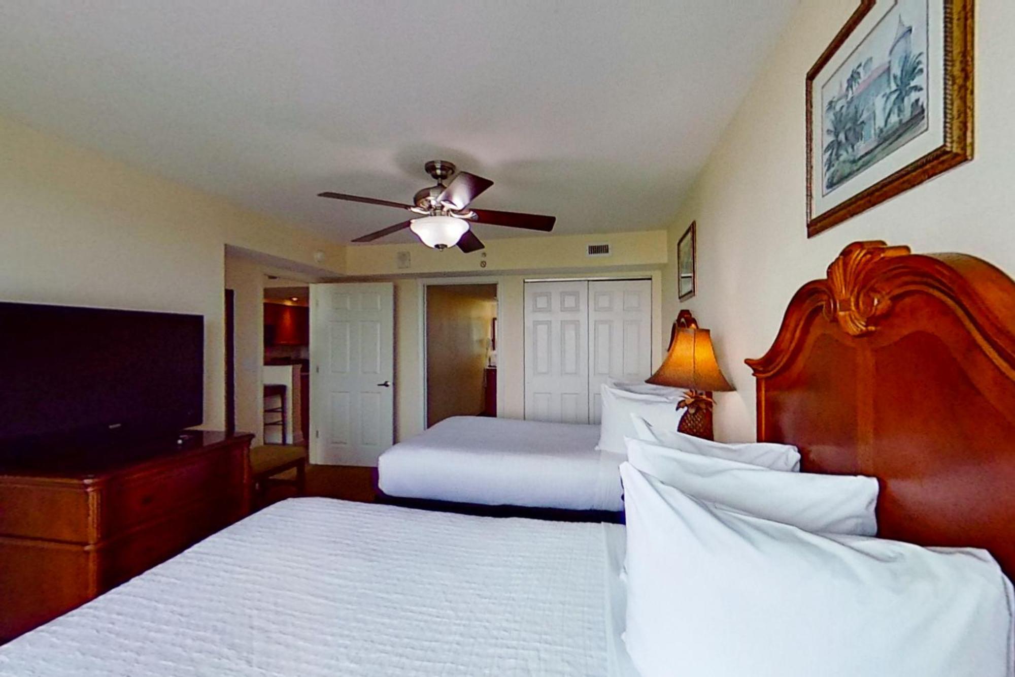 Bahama Sands Apartment *