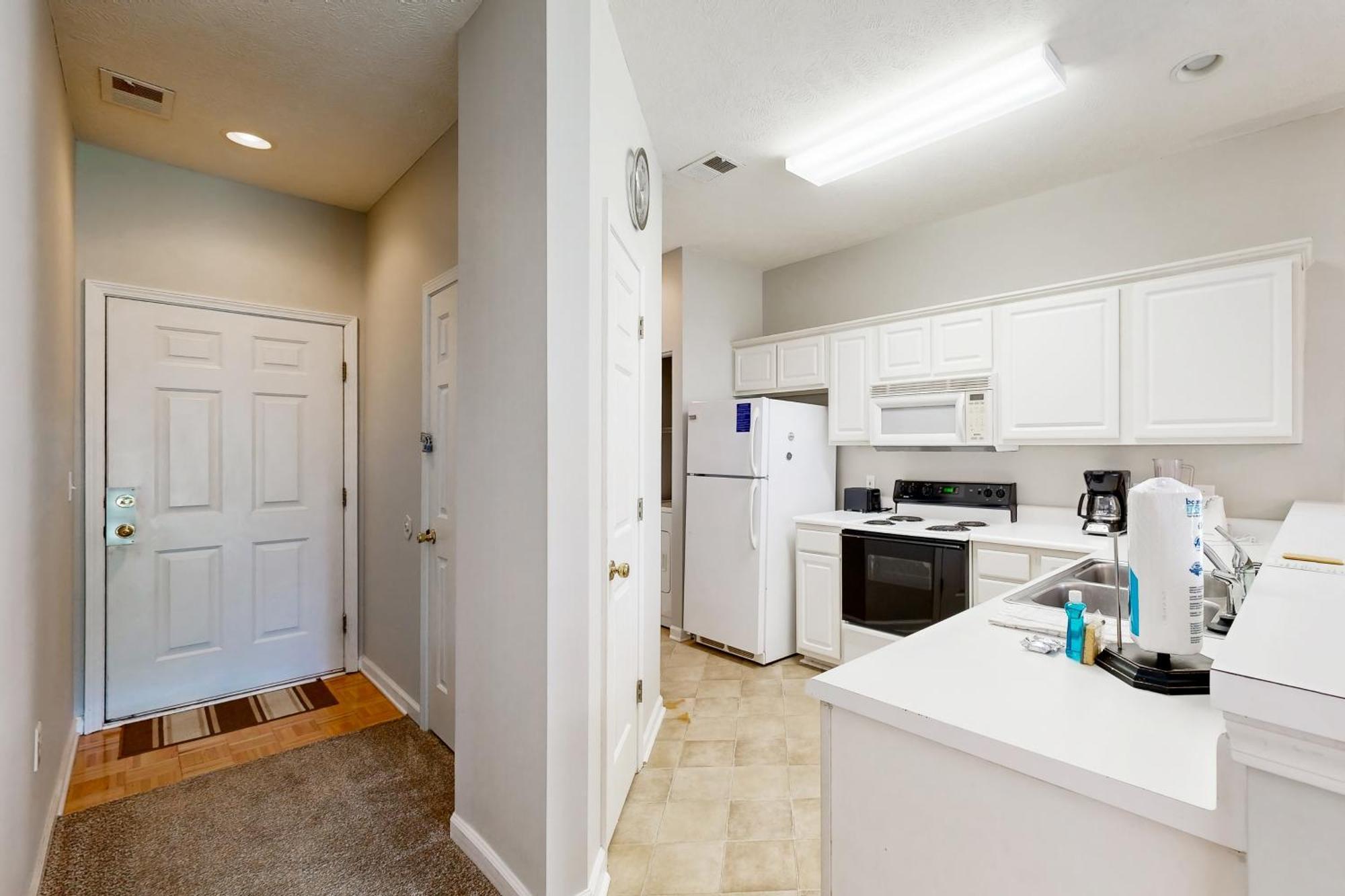 River Oaks 54a Apartment *