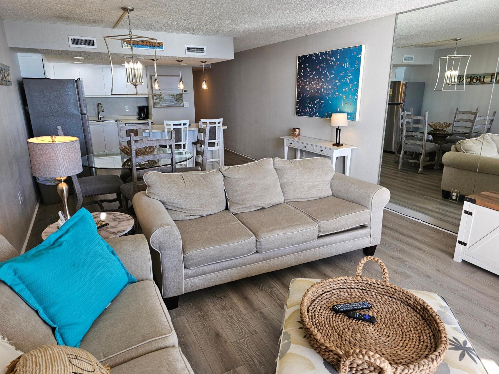 Apartment Beautiful Oceanfront 806 *