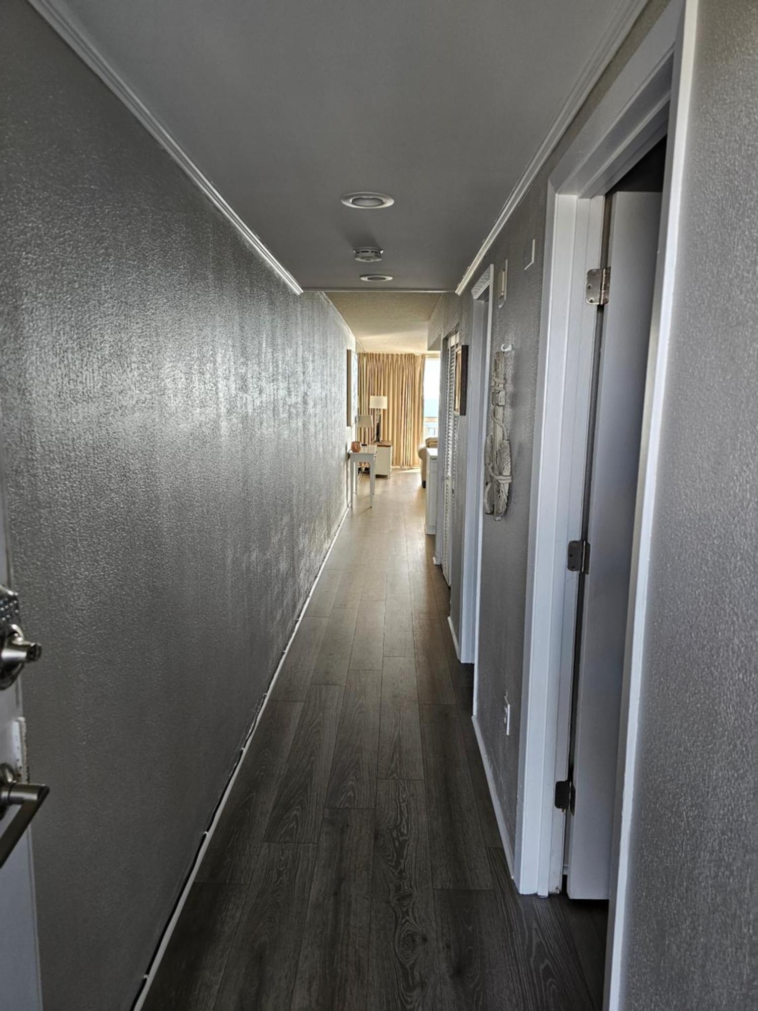 Beautiful Oceanfront 806 Apartment *