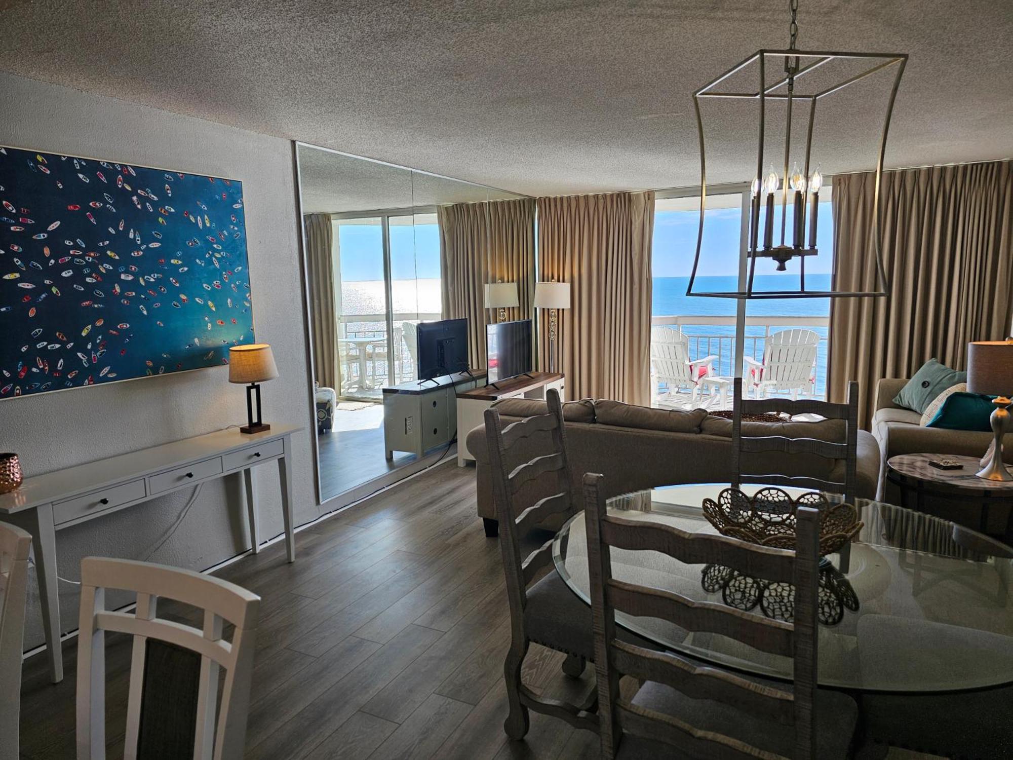 Beautiful Oceanfront 806