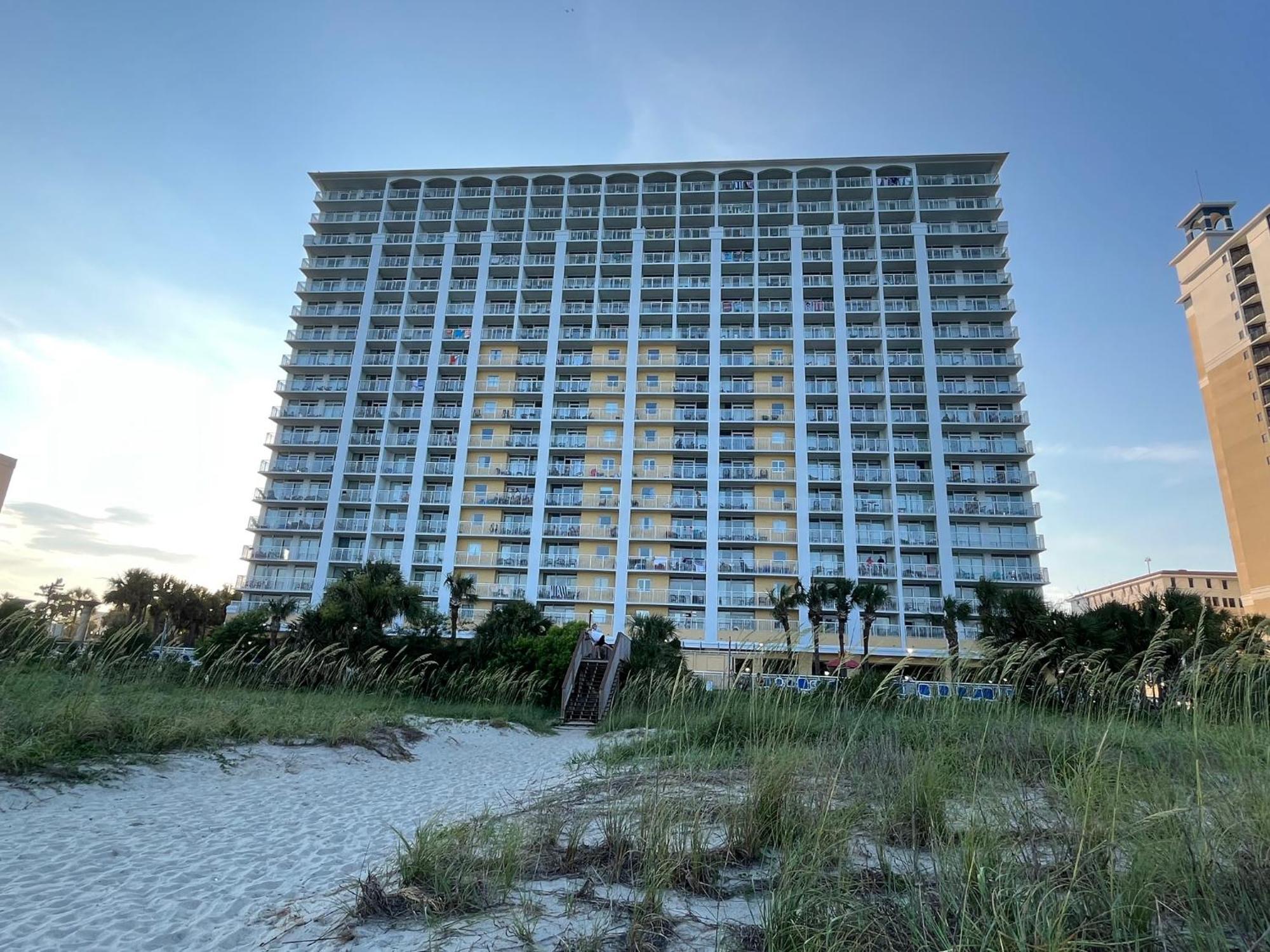 Aparthotel Camelot By Sea *