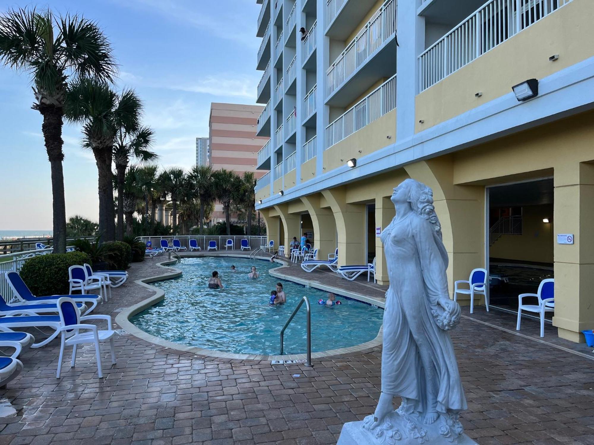 Aparthotel Camelot By Sea