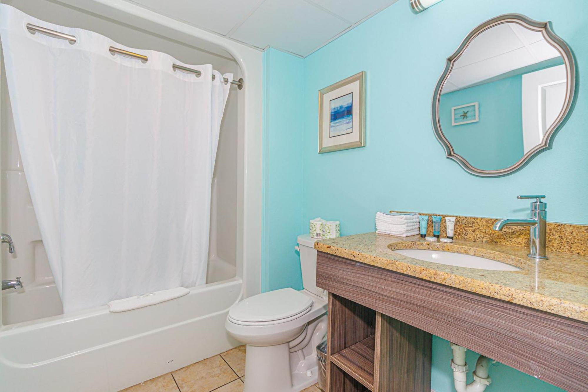 Updated Oceanfront King Suite-oversized Private Balcony- Caravelle 515 Holiday home Myrtle Beach