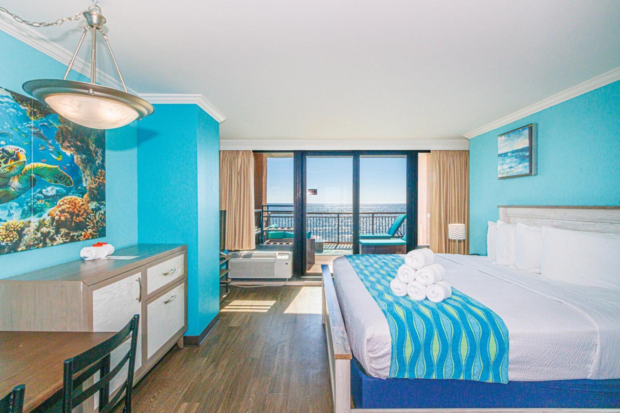 Updated Oceanfront King Suite-oversized Private Balcony- Caravelle 515