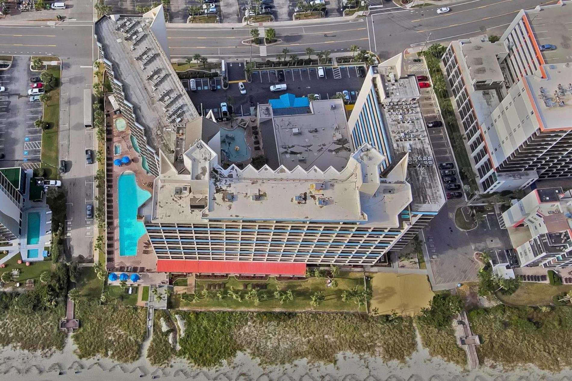 Seas The View At Ocean Reef #320 *