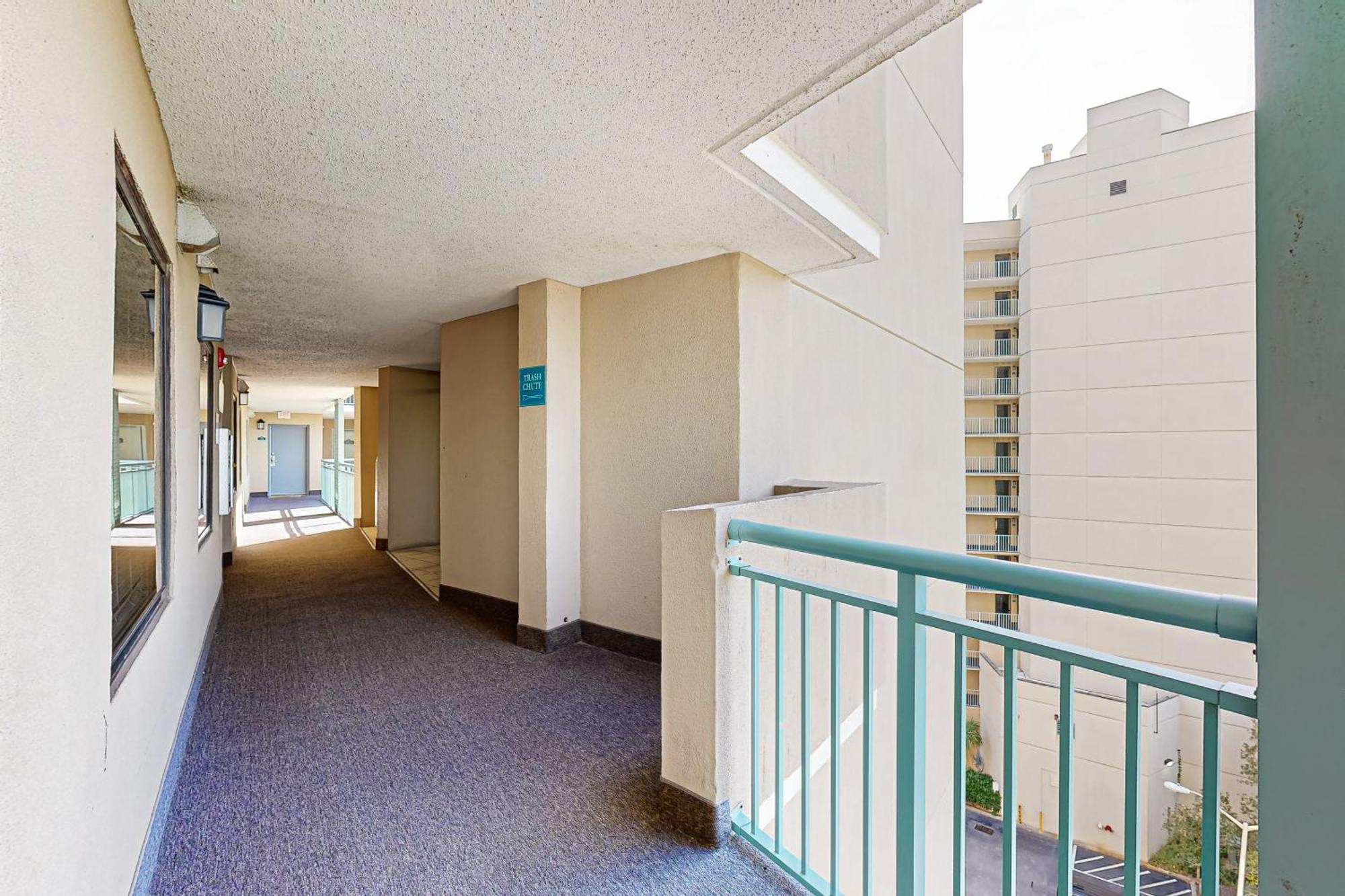 Dunes 707 Apartment